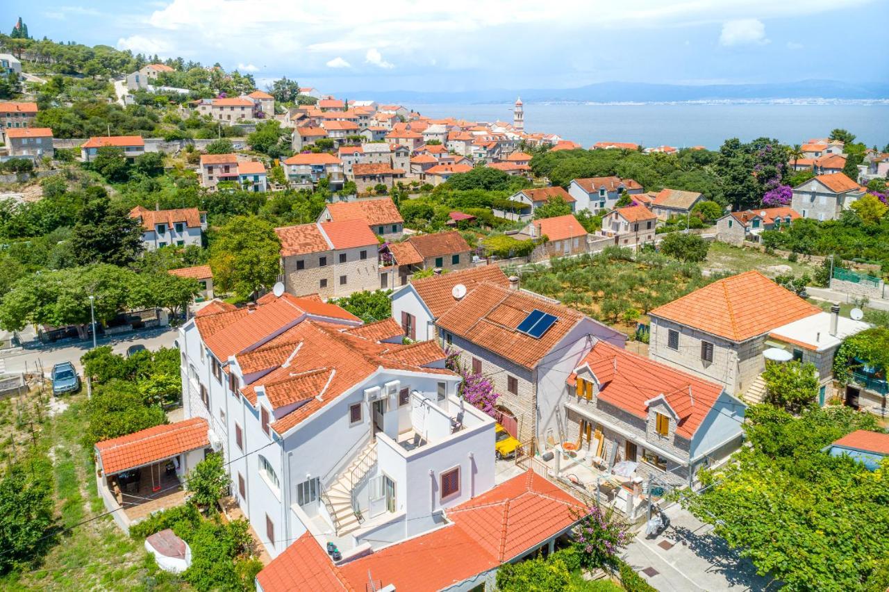 Villa Dinka Sutivan Bagian luar foto